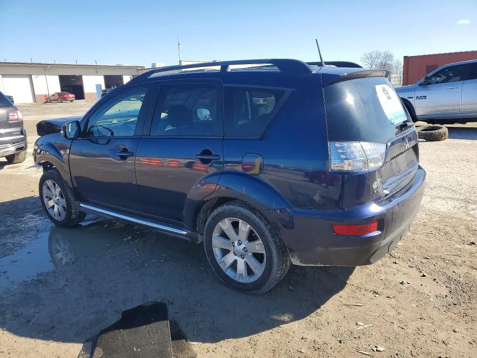 2011 MITSUBISHI OUTLANDER SE  