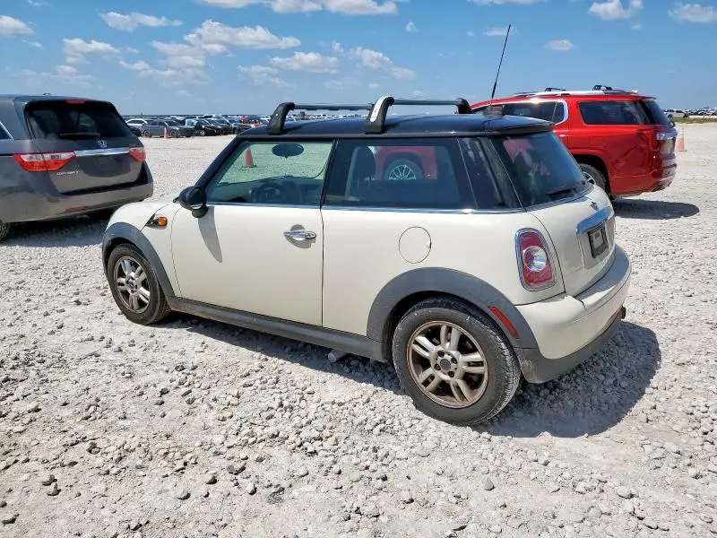 2013 MINI COOPER   