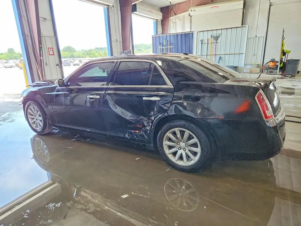 2012 CHRYSLER 300C   