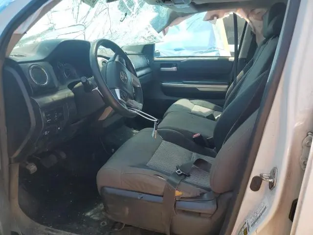 2017 TOYOTA TUNDRA CREWMAX SR5  