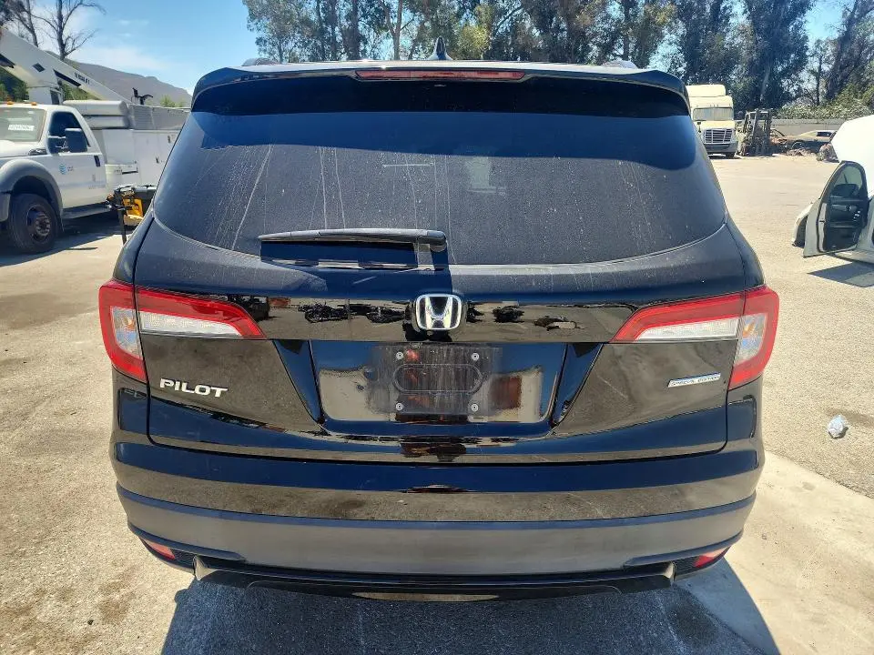 2021 HONDA PILOT SE  