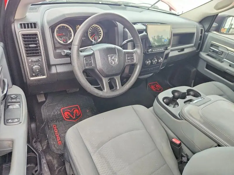 2013 RAM 1500 ST  