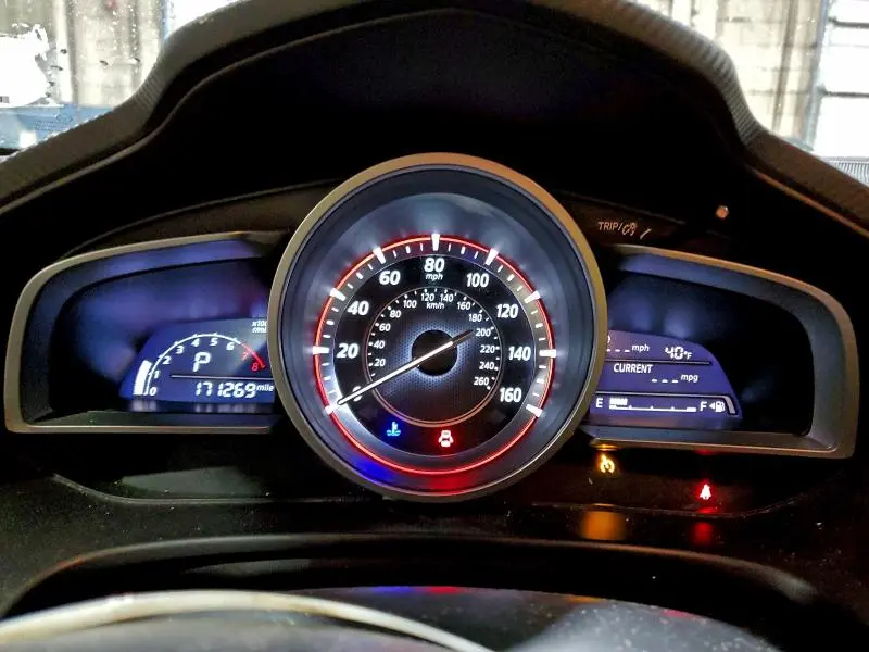 2015 MAZDA 3 TOURING  