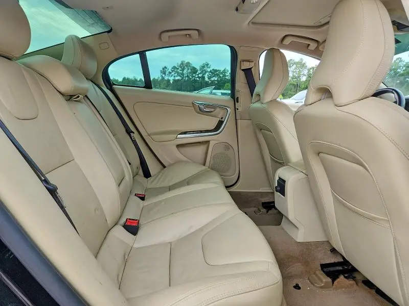 2013 VOLVO S60 T5  