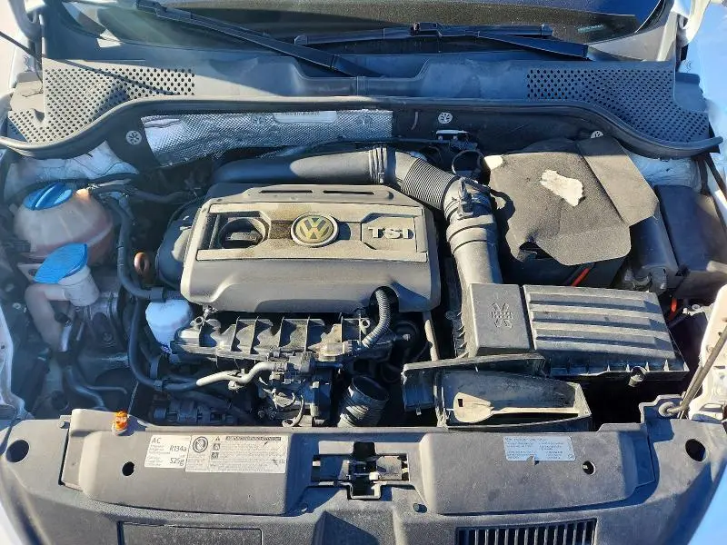 2013 VOLKSWAGEN BEETLE TURBO  