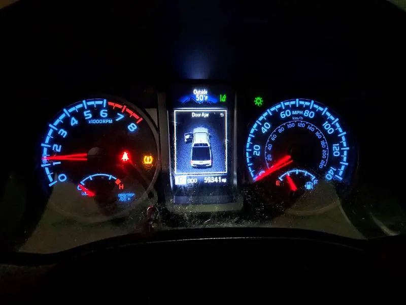 2021 TOYOTA TACOMA SR V6  