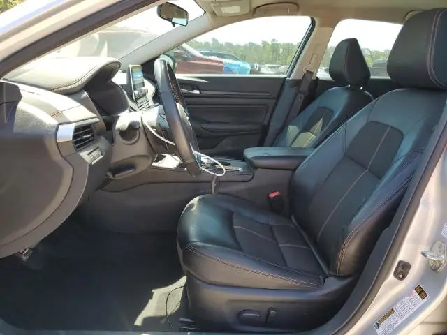 2022 NISSAN ALTIMA SR  