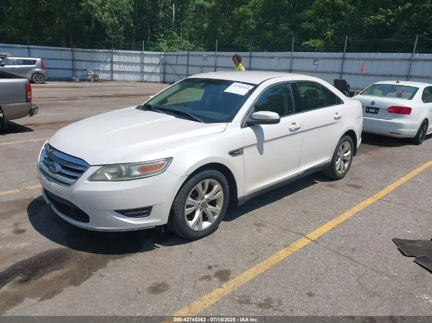 2011 FORD TAURUS SEL