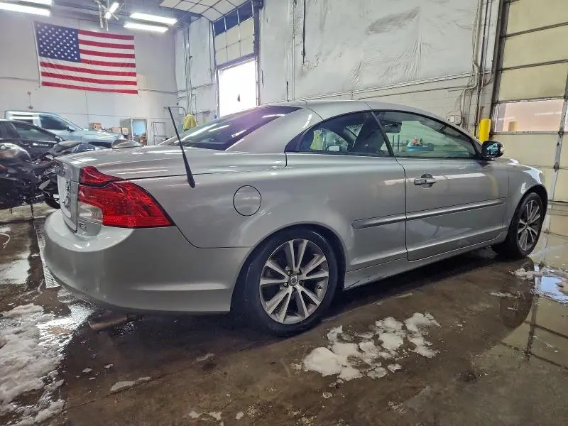 2012 VOLVO C70 T5  