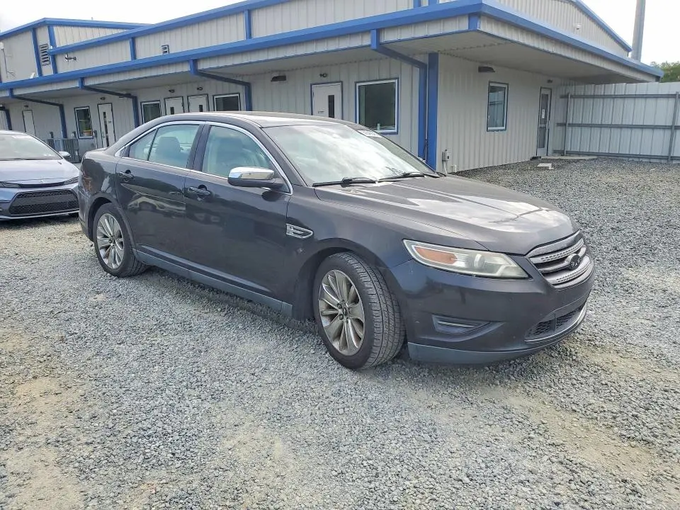 2011 FORD TAURUS LIMITED  