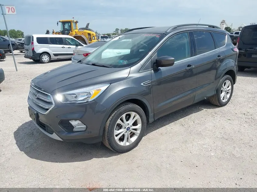 2018 FORD ESCAPE SE