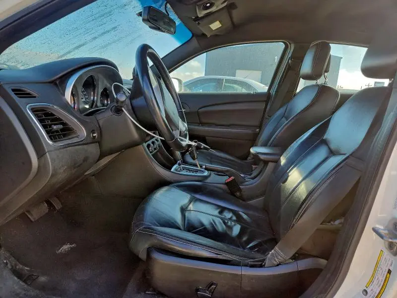 2011 CHRYSLER 200 LIMITED  