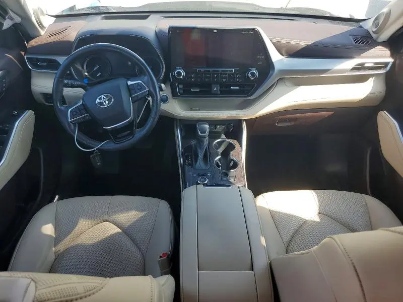 2021 TOYOTA HIGHLANDER PLATINUM  