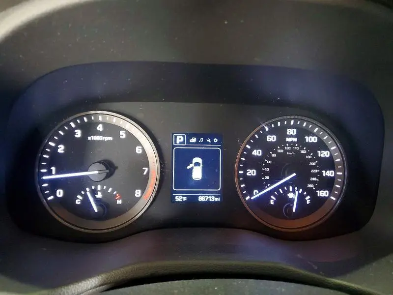 2016 HYUNDAI TUCSON SE  