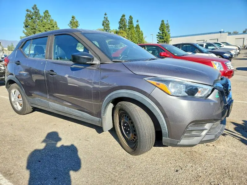 2020 NISSAN KICKS S  