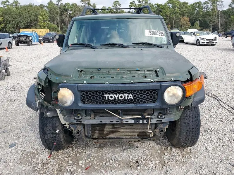 2011 TOYOTA FJ CRUISER BASE  