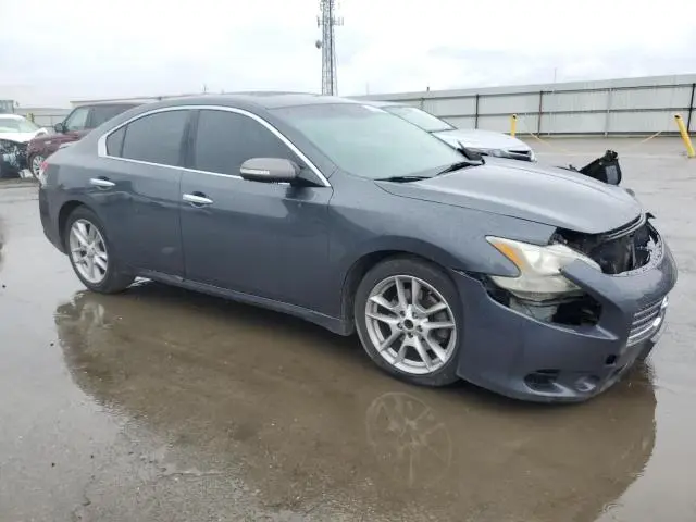 2011 NISSAN MAXIMA S  