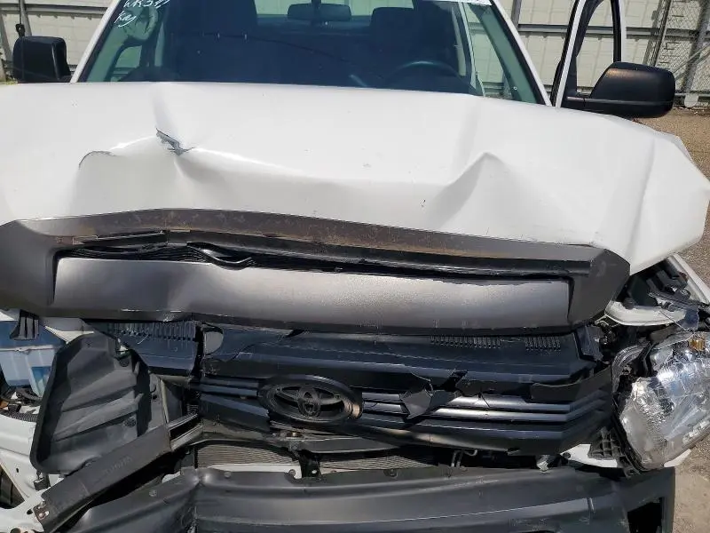 2017 TOYOTA TUNDRA SR  
