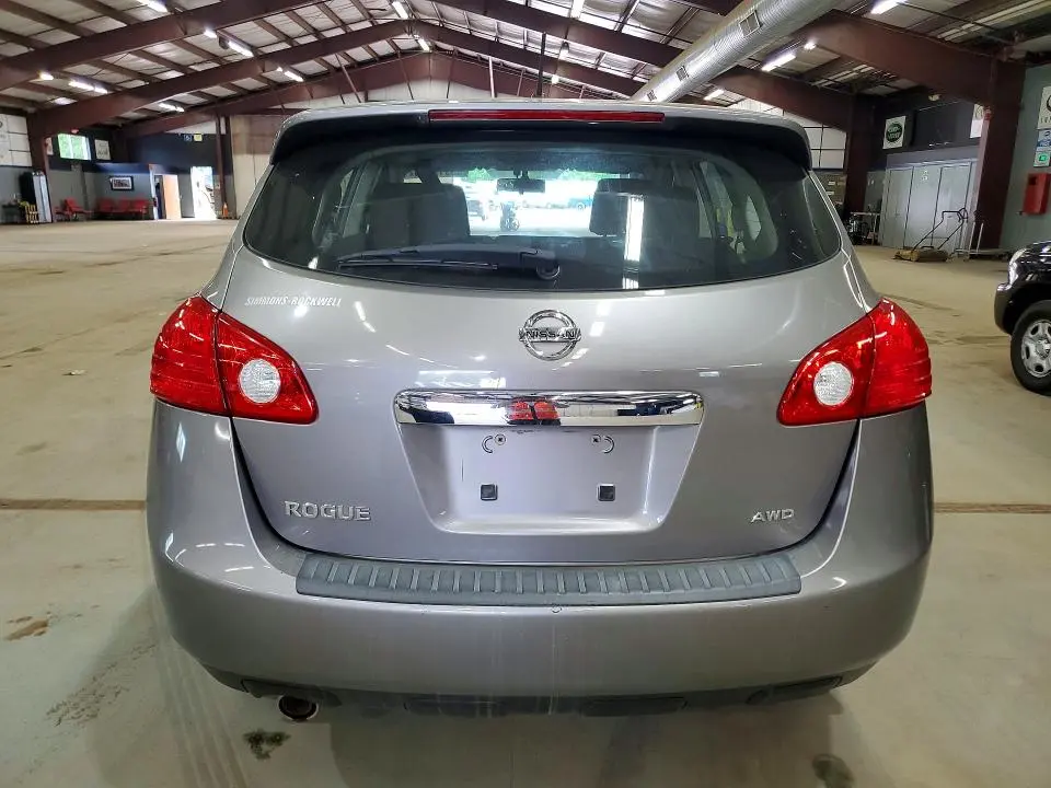 2011 NISSAN ROGUE S  
