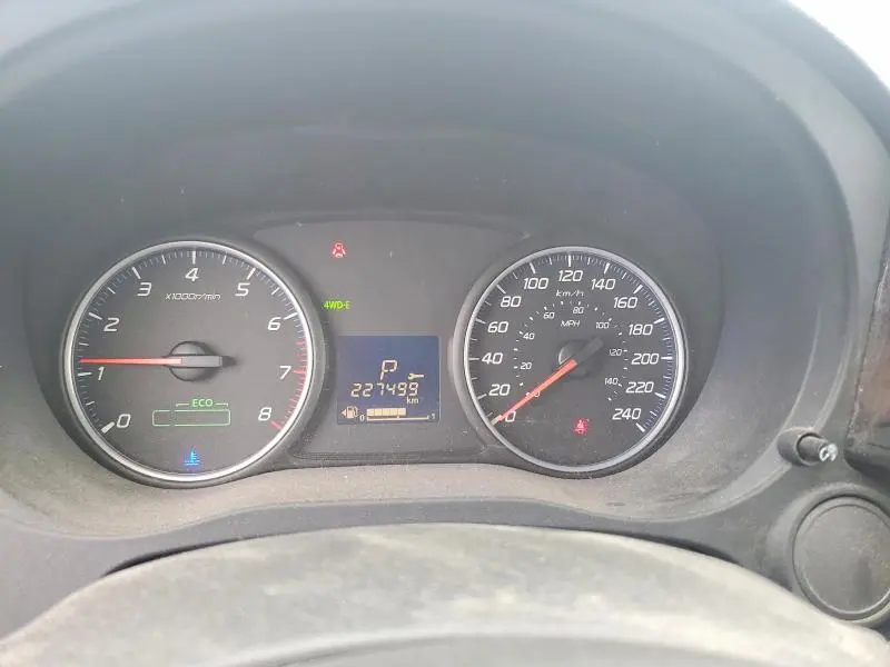 2014 MITSUBISHI OUTLANDER ES  