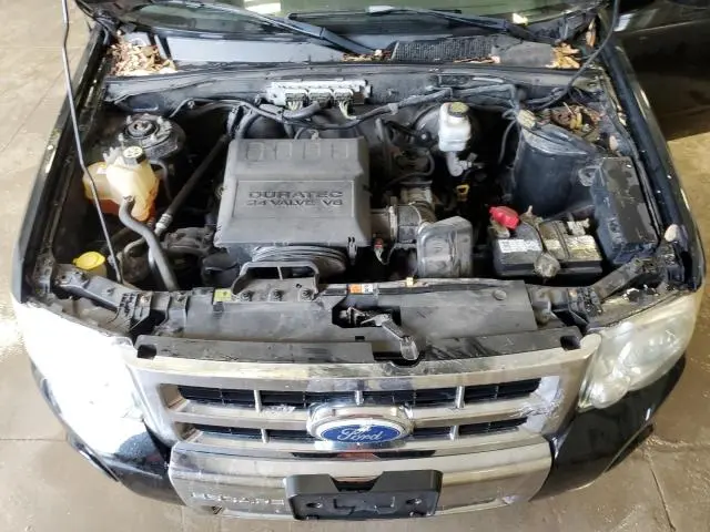 2010 FORD ESCAPE LIMITED  