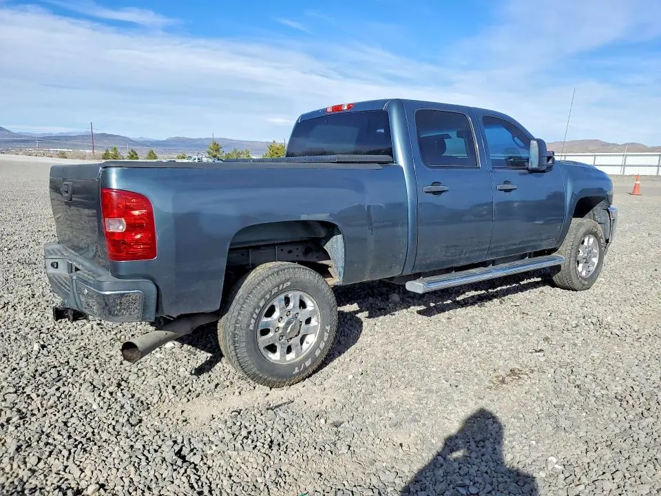 2011 CHEVROLET SILVERADO K2500 HEAVY DUTY LT  