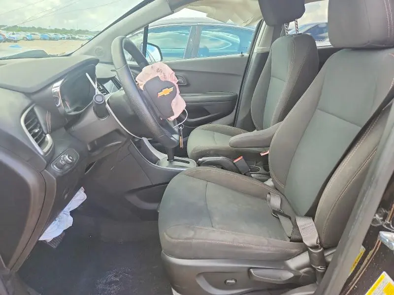 2022 CHEVROLET TRAX LS  