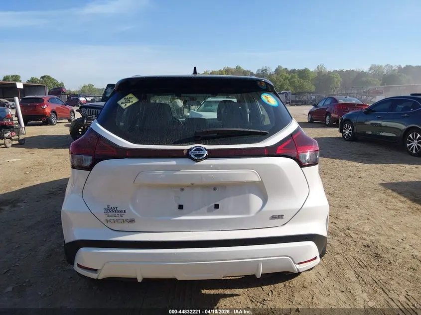 2021 NISSAN KICKS SR XTRONIC CVT