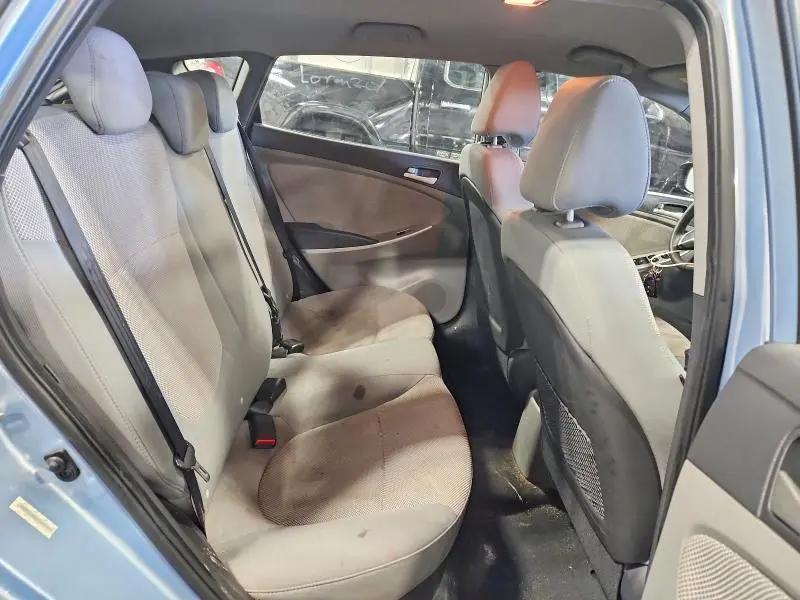 2012 HYUNDAI ACCENT GLS  