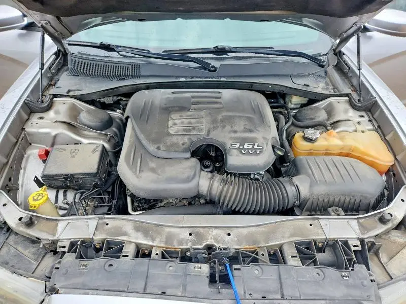2014 DODGE CHARGER SE  