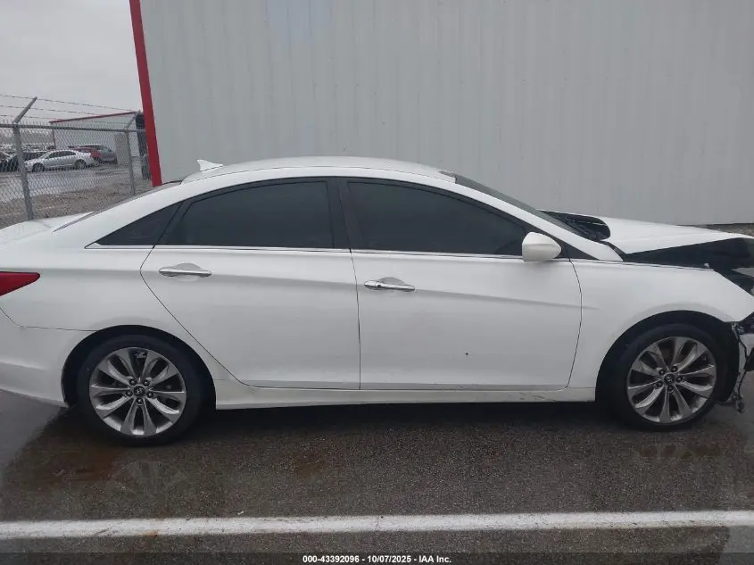 2011 HYUNDAI SONATA SE
