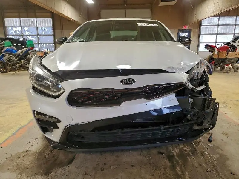 2021 KIA FORTE GT LINE  