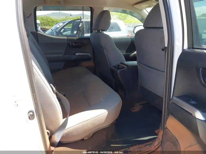 2017 TOYOTA TACOMA SR5 V6