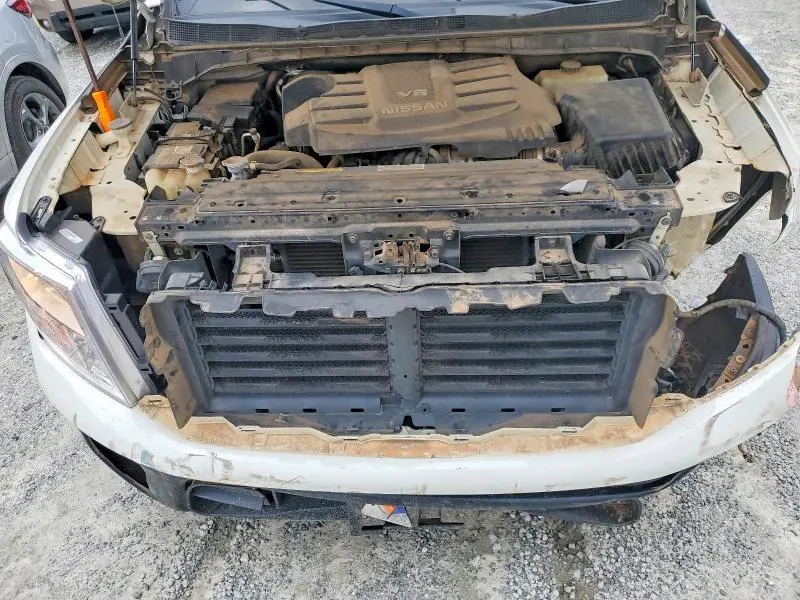 2018 NISSAN TITAN S  