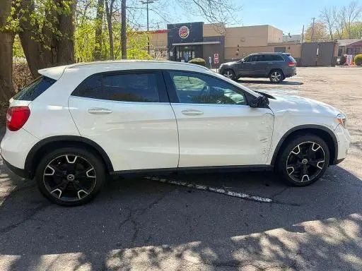 2018 MERCEDES-BENZ GLA 250 4MATIC  