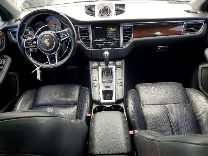 2015 PORSCHE MACAN S  