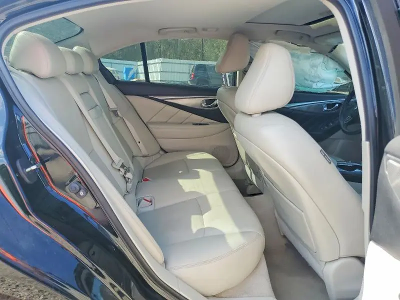 2016 INFINITI Q50 3.0T PREMIUM  