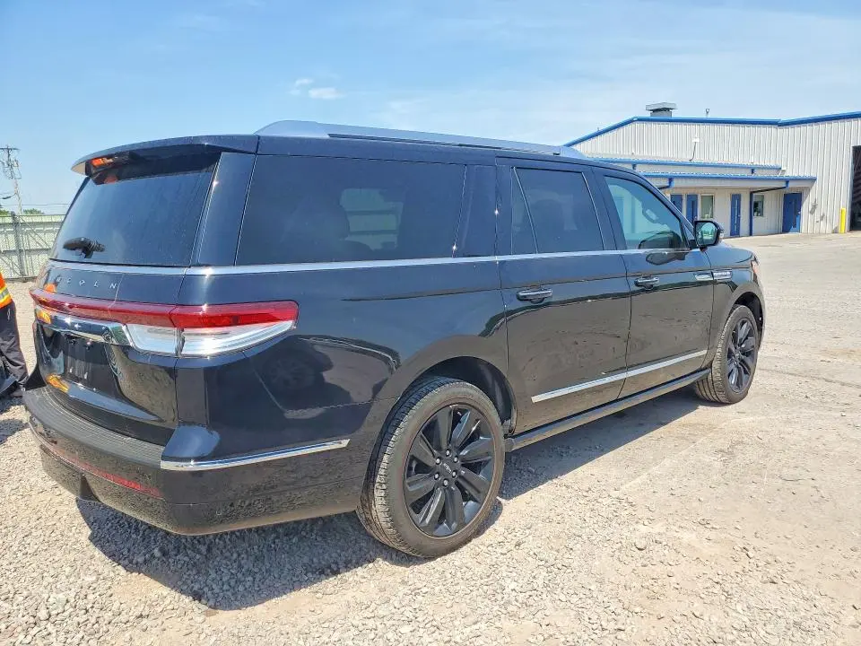 2024 LINCOLN NAVIGATOR L RESERVE  