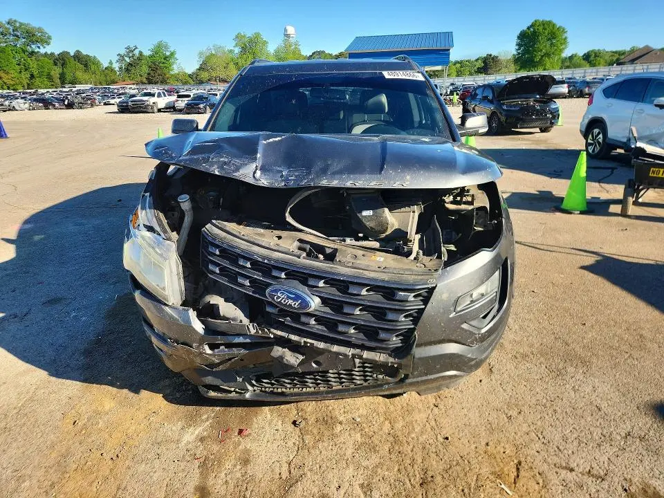 2017 FORD EXPLORER XLT  