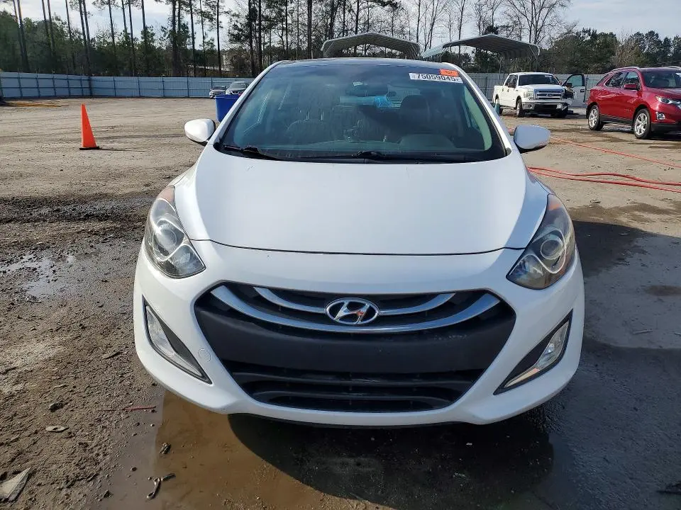 2013 HYUNDAI ELANTRA GT   