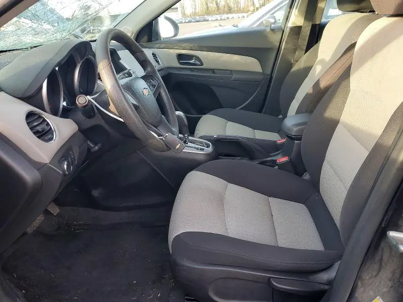 2015 CHEVROLET CRUZE LS  