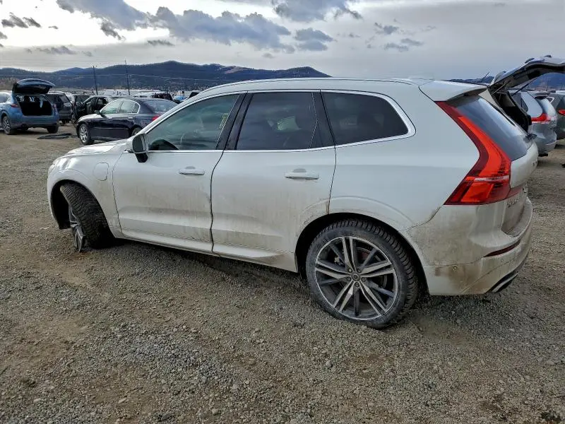 2019 VOLVO XC60 T8 R-DESIGN  