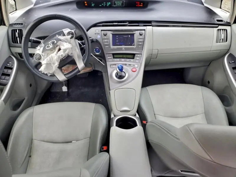 2015 TOYOTA PRIUS FOUR  