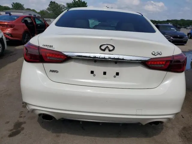 2018 INFINITI Q50 LUXE  