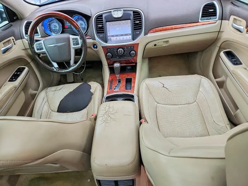 2011 CHRYSLER 300C   