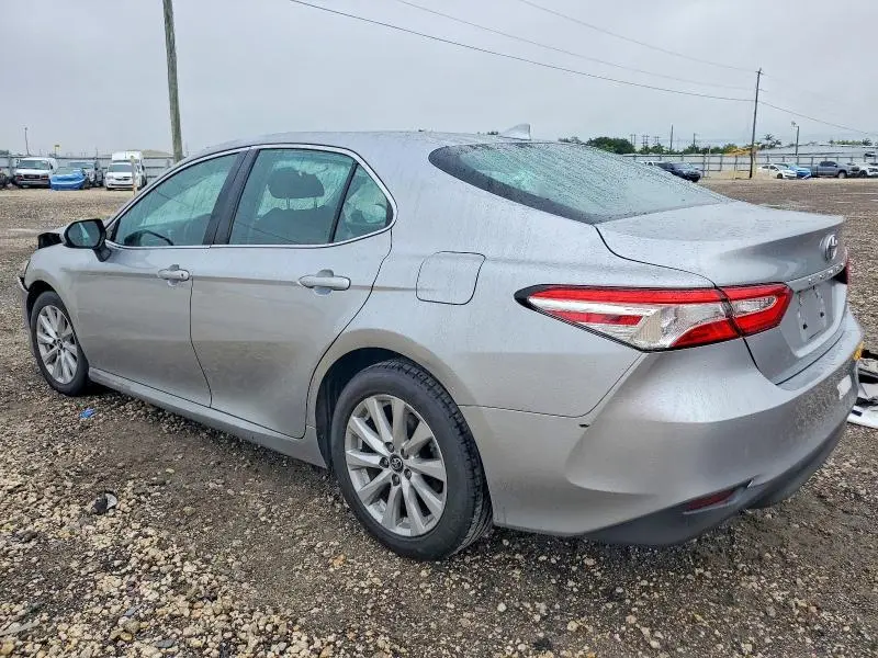 2020 TOYOTA CAMRY LE  