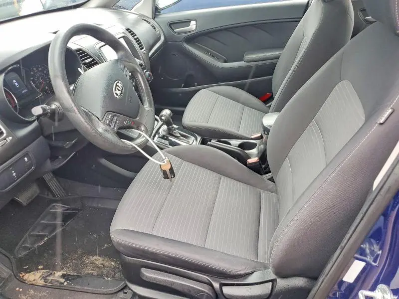 2018 KIA FORTE LX  