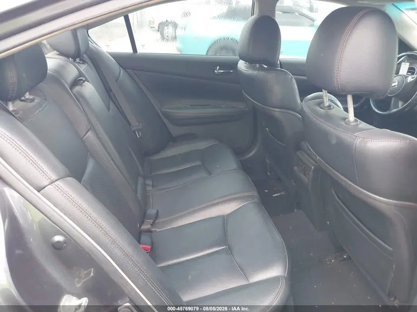2013 NISSAN MAXIMA 3.5 SV