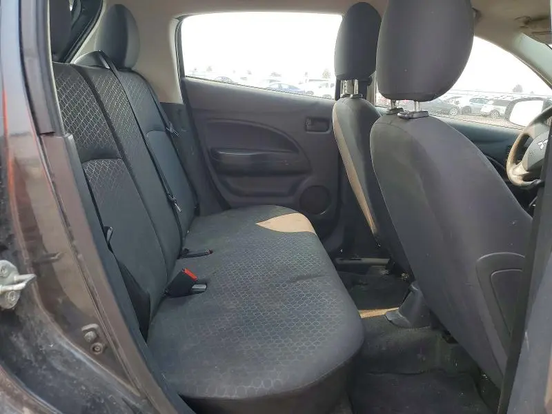 2015 MITSUBISHI MIRAGE DE  