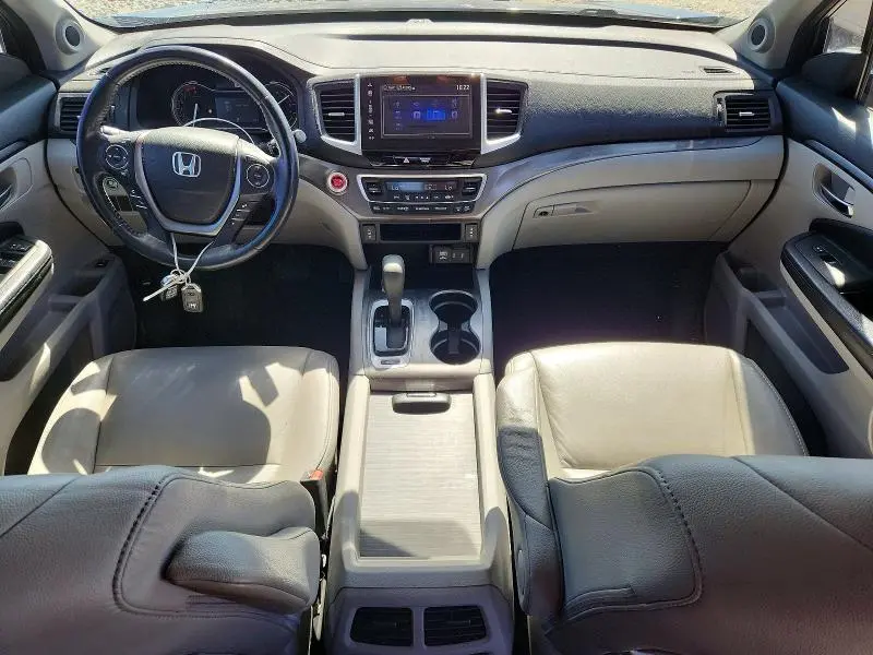 2017 HONDA PILOT EXLN  
